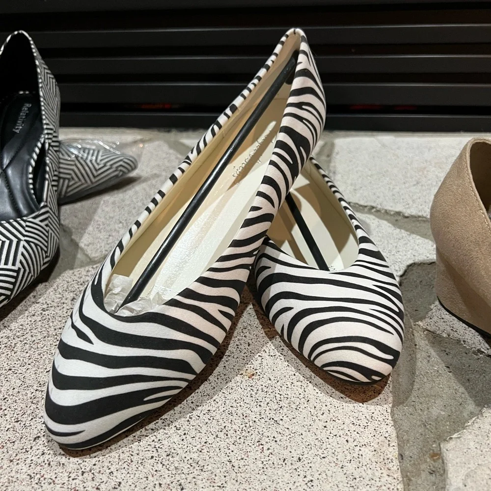 Shoe - Picture 1 of 1